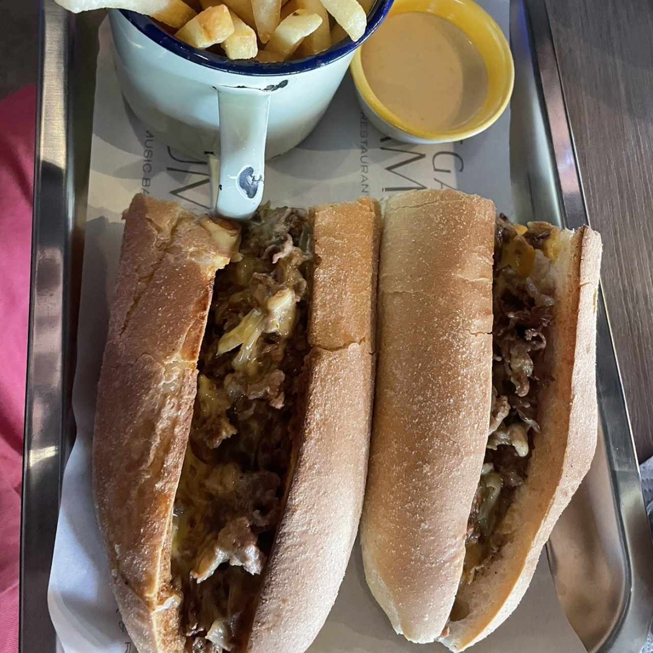 Principales - Philly cheesesteak