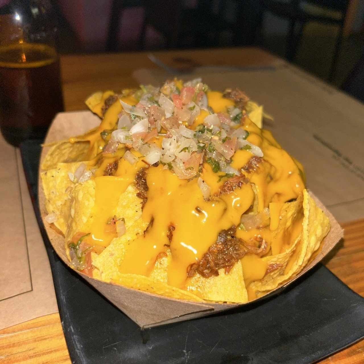 STARTERS - PULLED PORK NACHOS