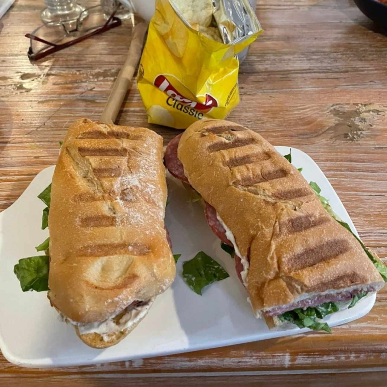 salami sandwich 