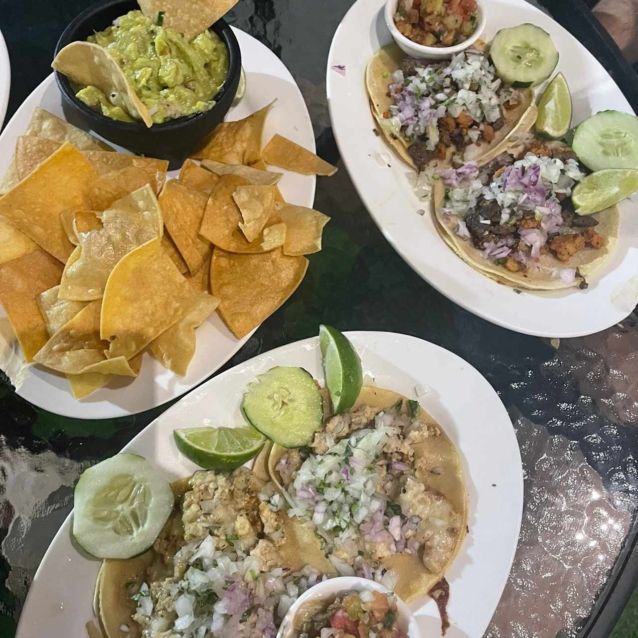 Tacos de Pollo y de Carne