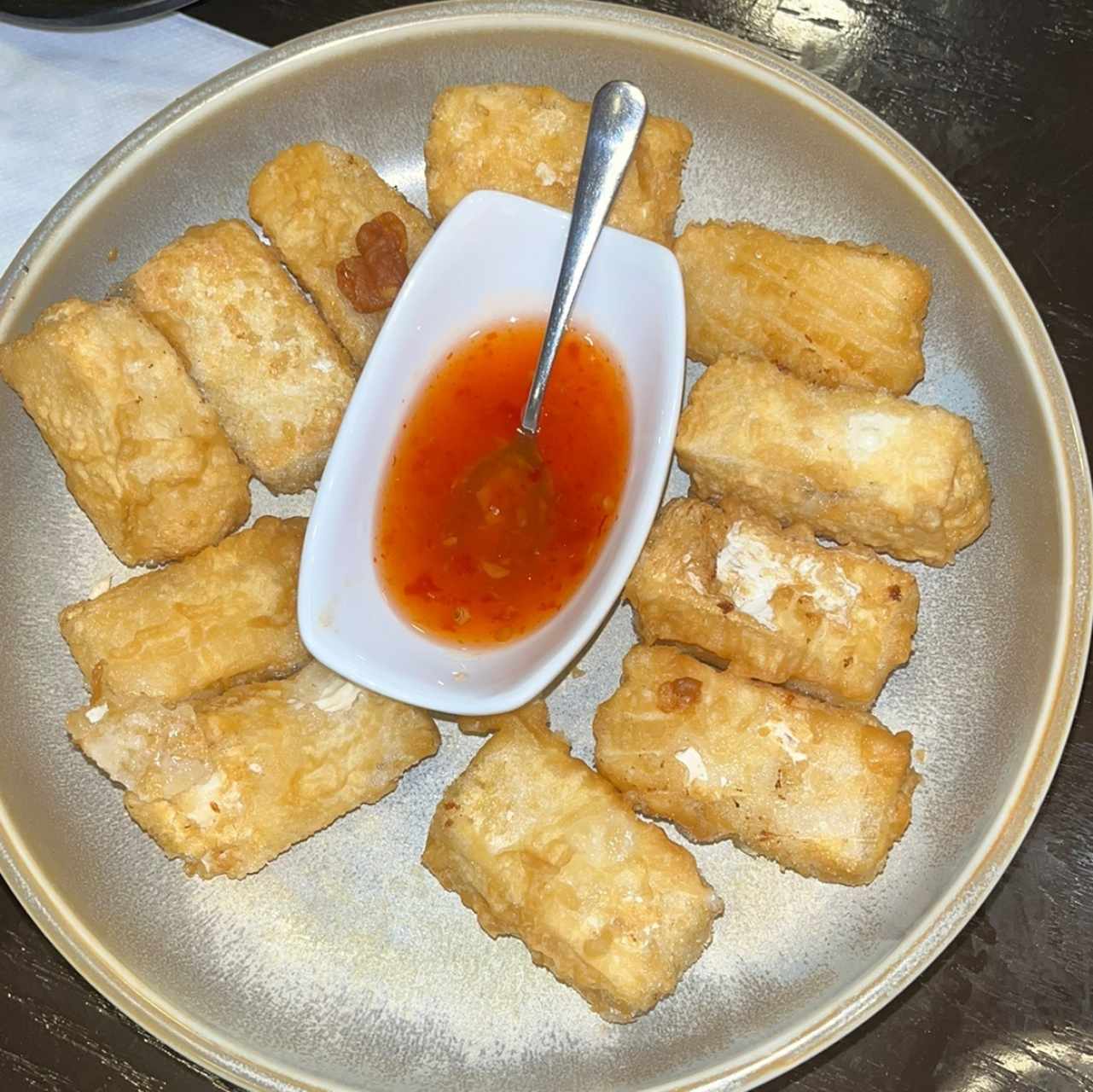 Tofu Frito con Salsa Thai