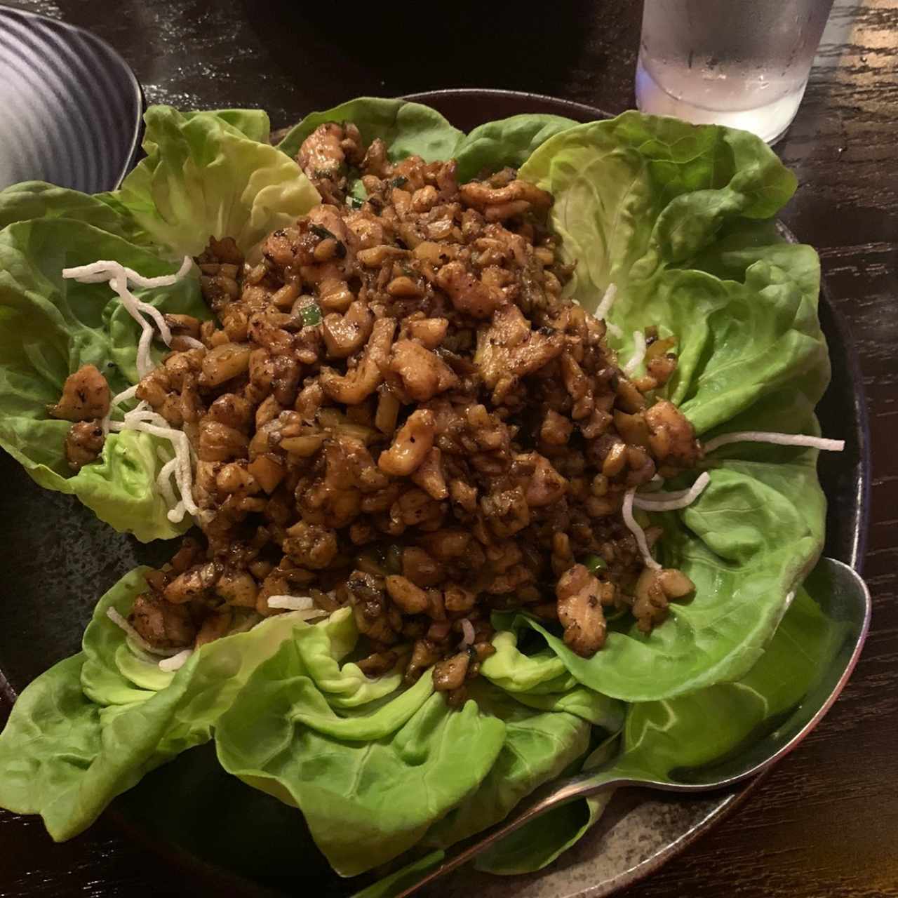 Tacos de Lechuga Thai