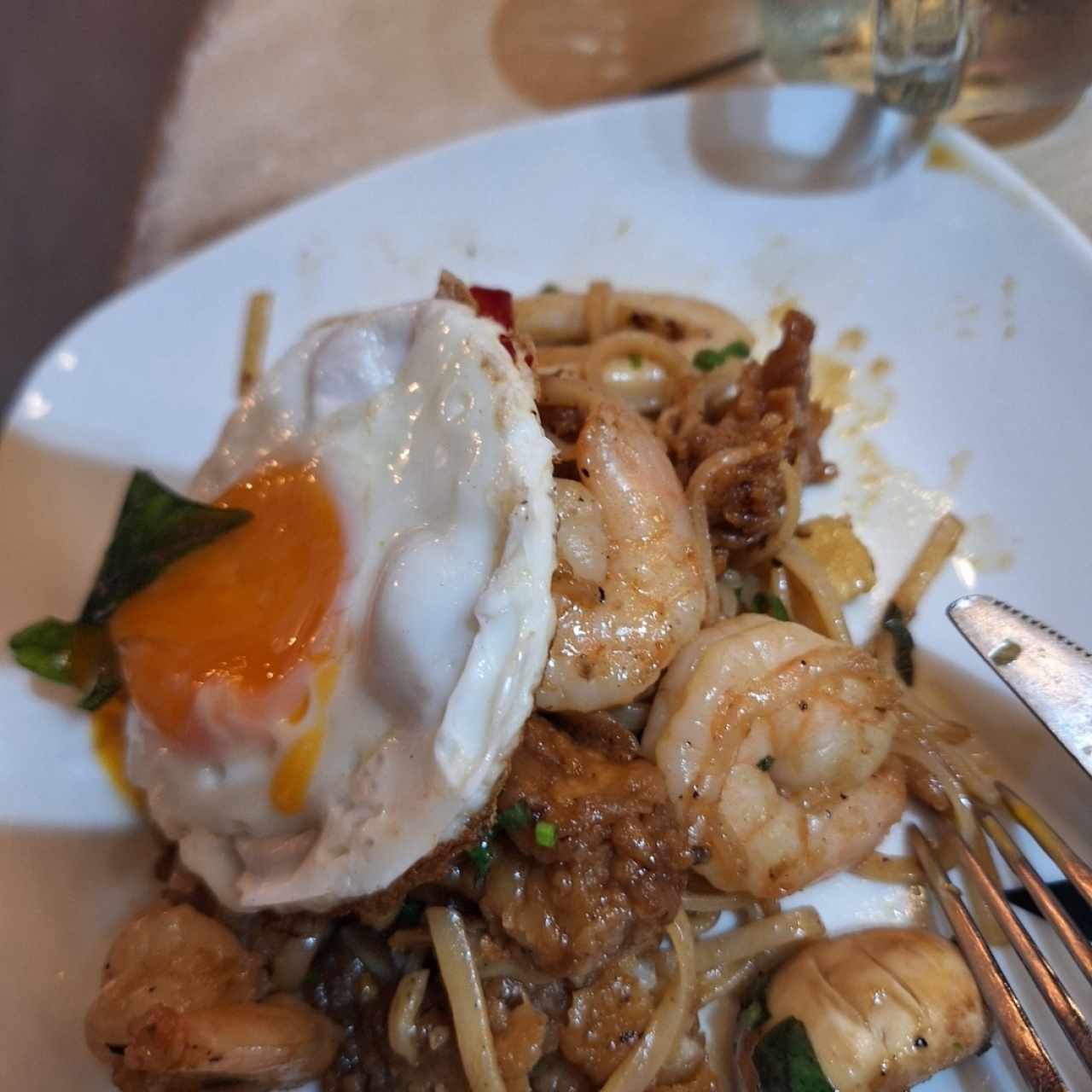 Pad Kee Mao de Mariscos