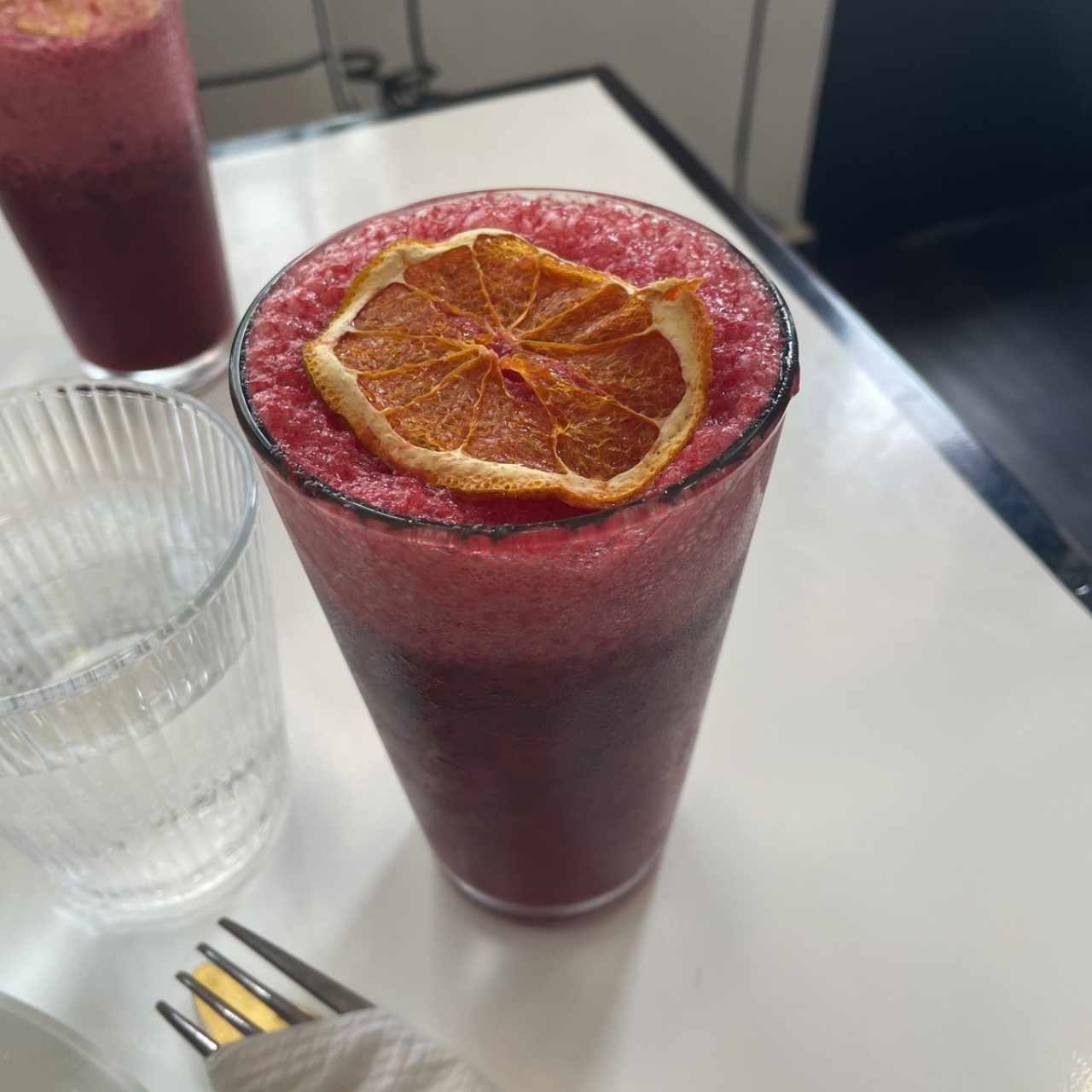 Jugo de frutas rojo