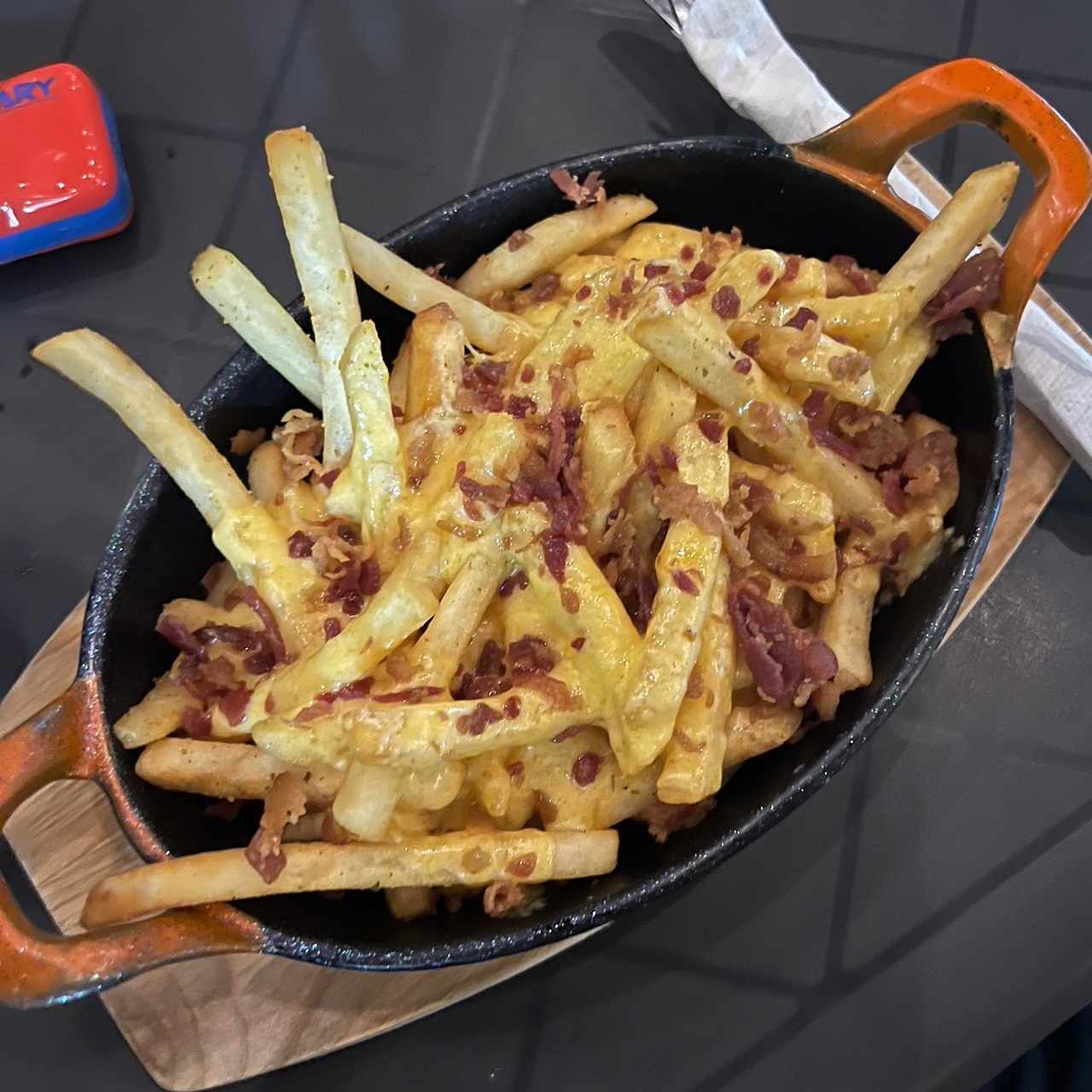 Bacon Cheese fries (sin salsas)