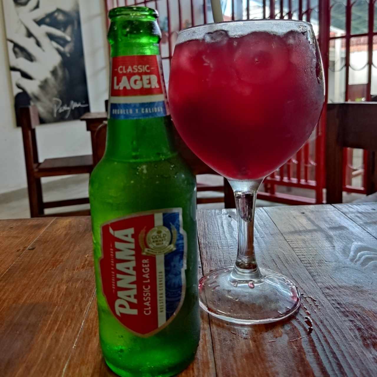 Tinto de Verano y una Cerveza Panamá 
