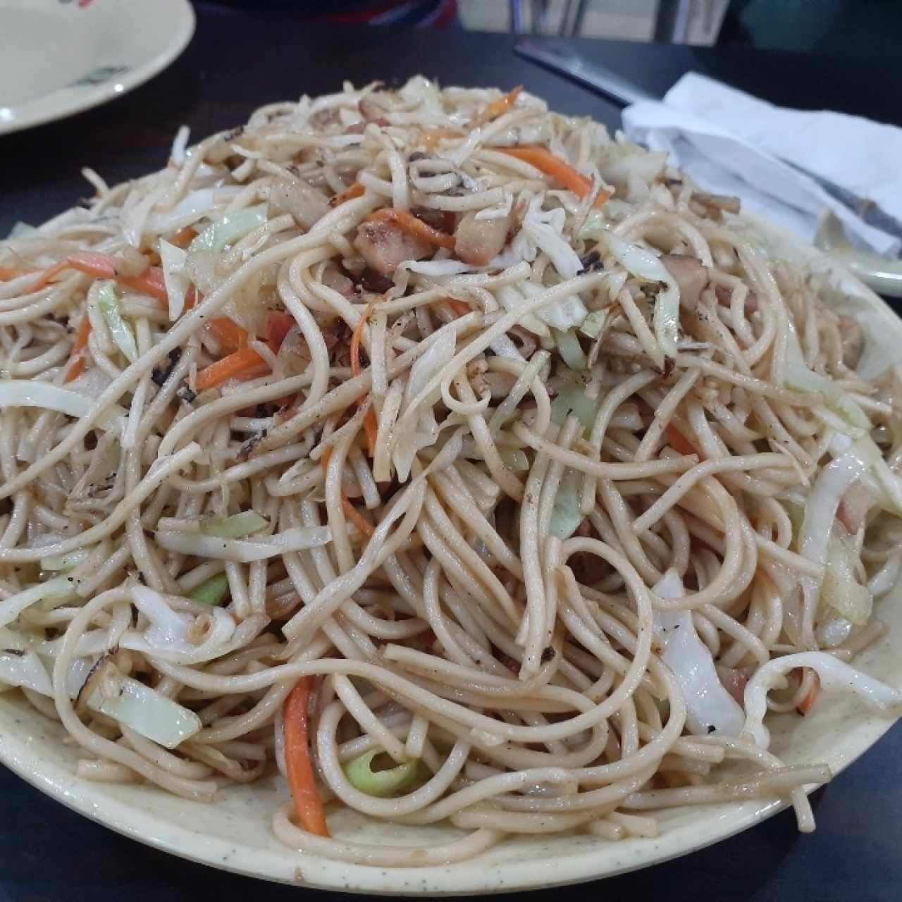 Chow Mein con "puerco"