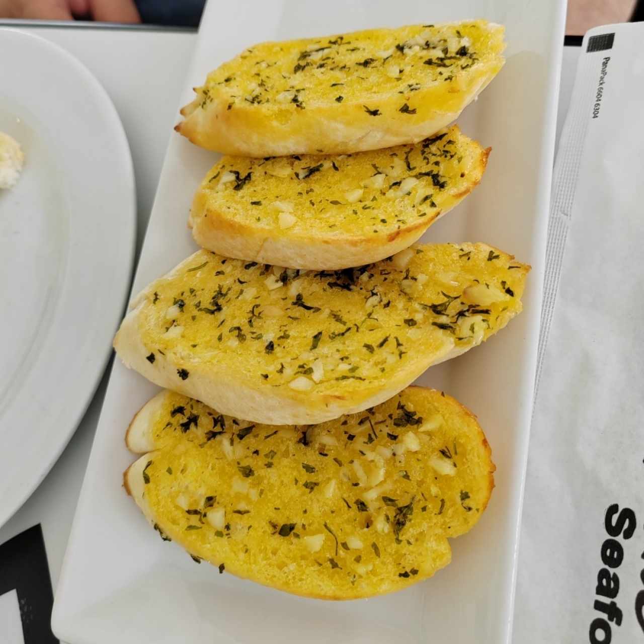 Guarniciones - Pan con ajo