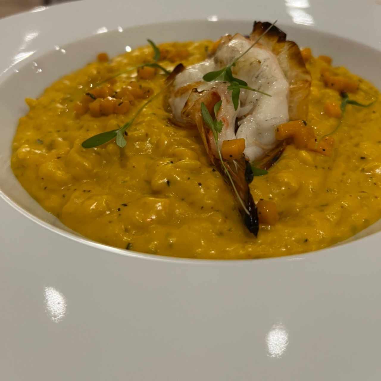 Risotto Cremoso con Langostinos y Calabaza