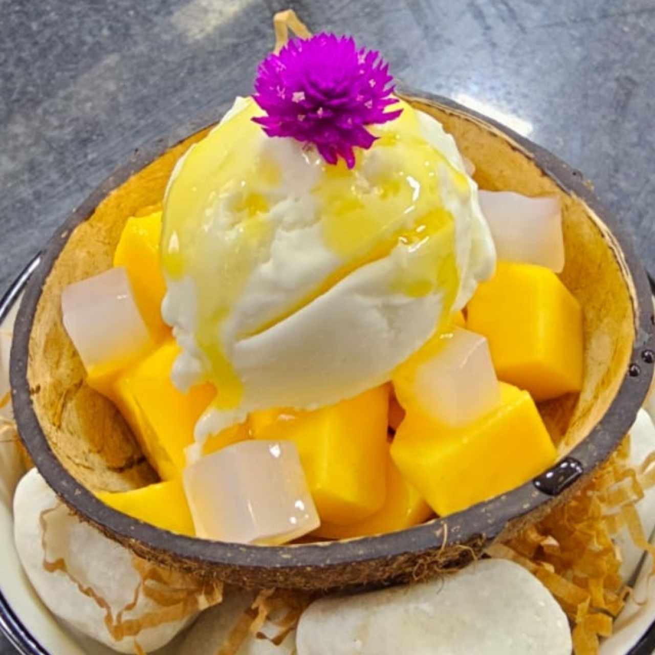 mango maracuya y helado de coco 