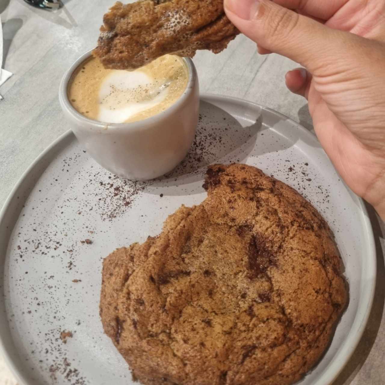 Cappuccino con galleta 