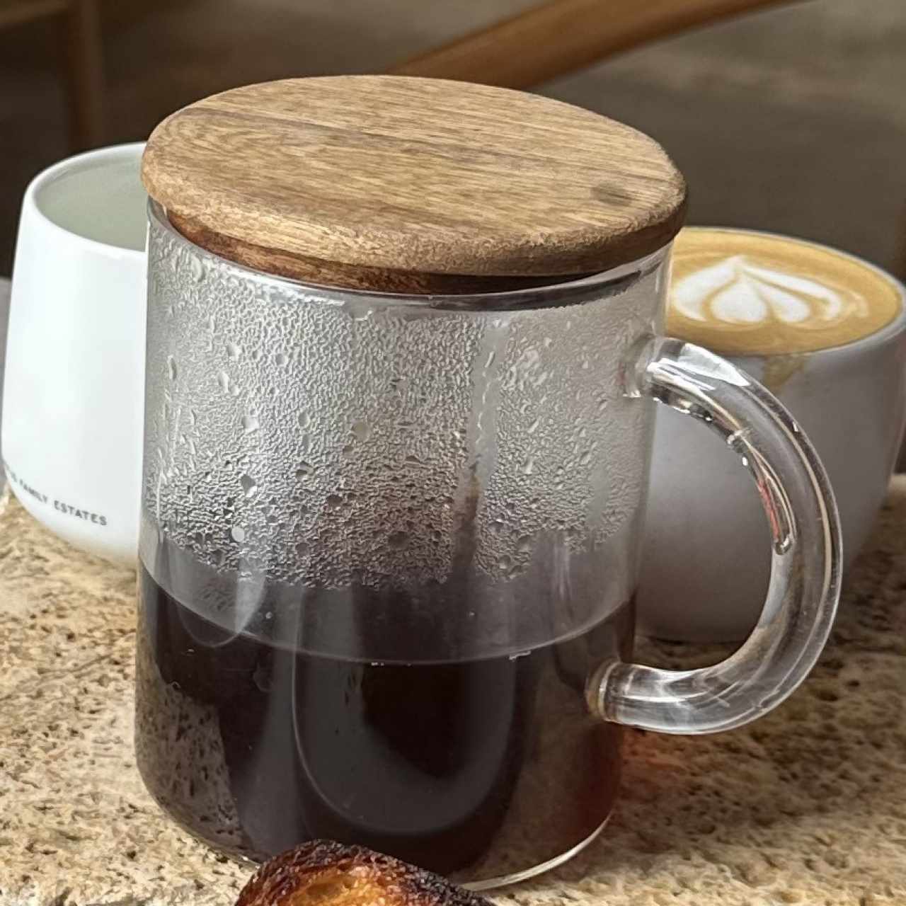 Pour over café y cappuccino 