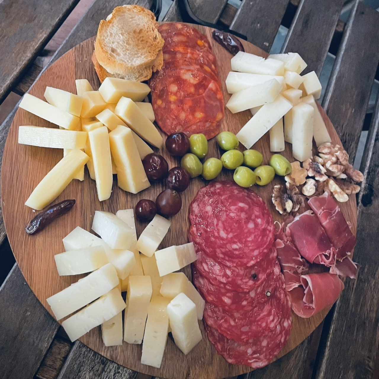 Tabla de salumeria y quesos