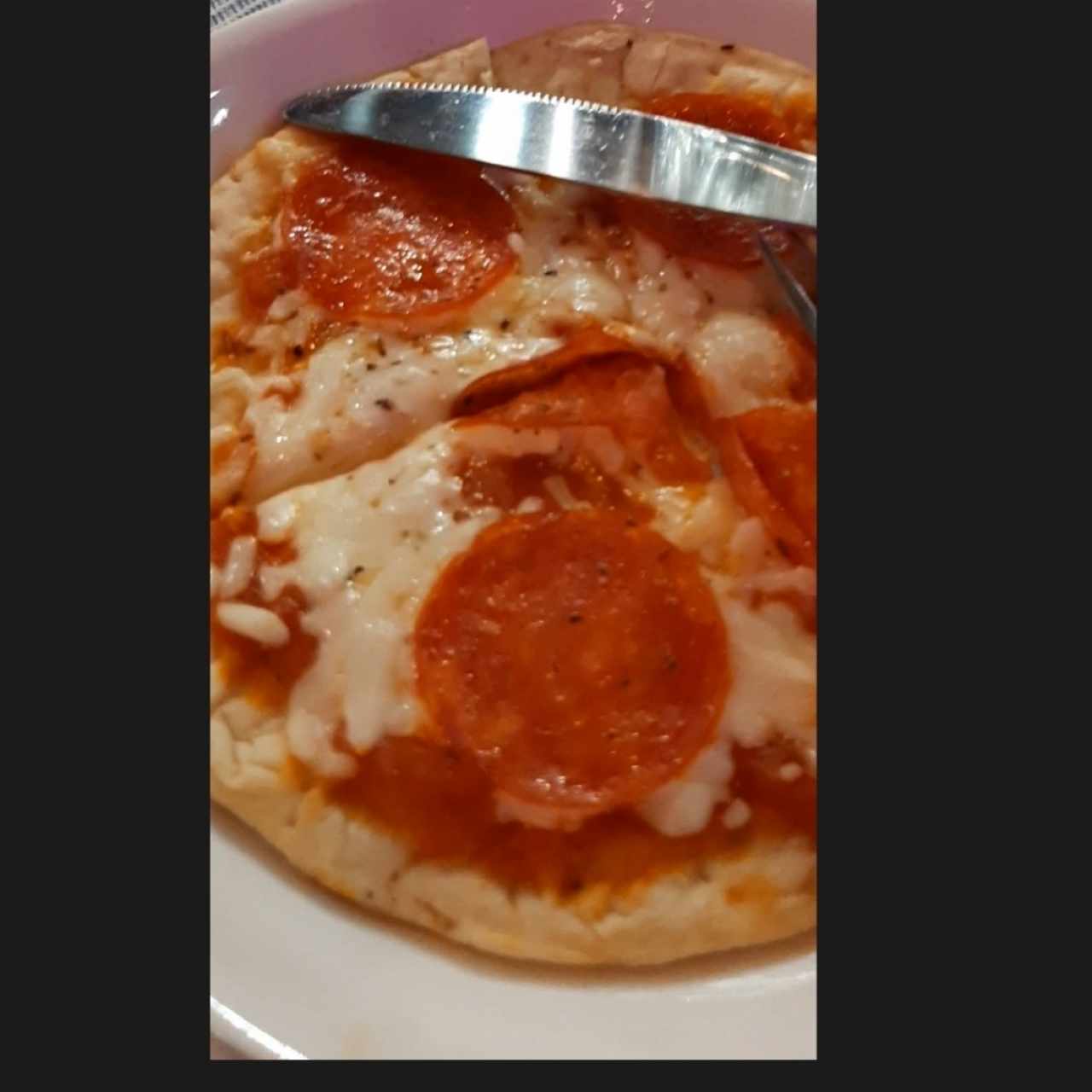 Pizza Pepperoni (pequeña individual)