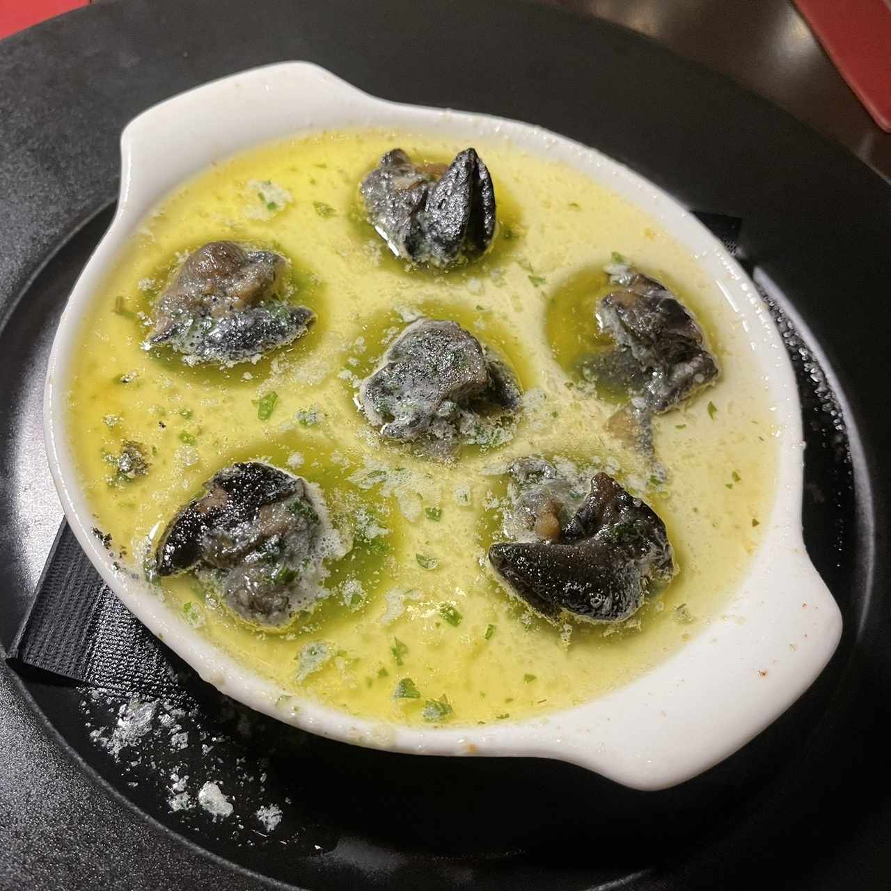 Escargots a la bourguignonne