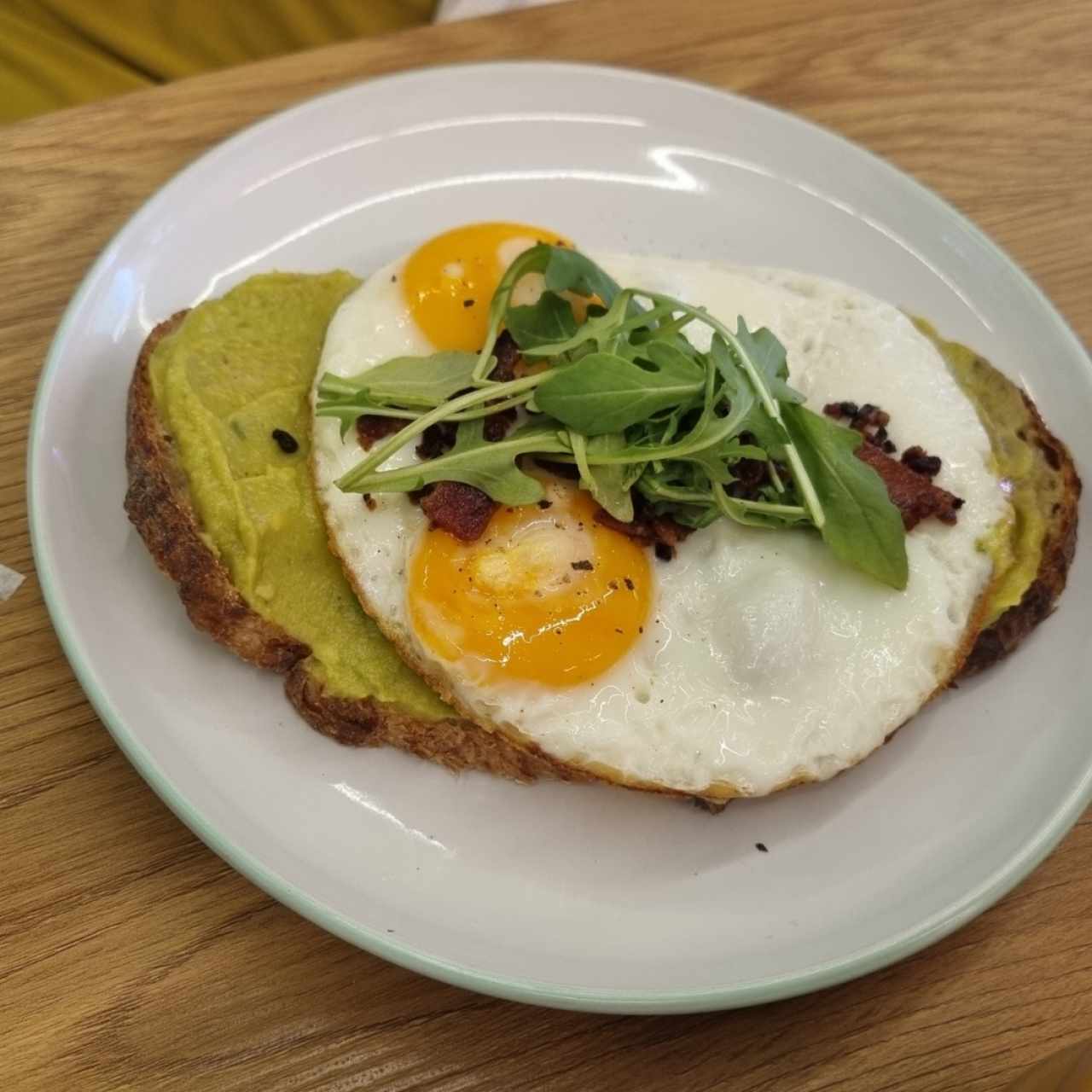 Avo and egg toast