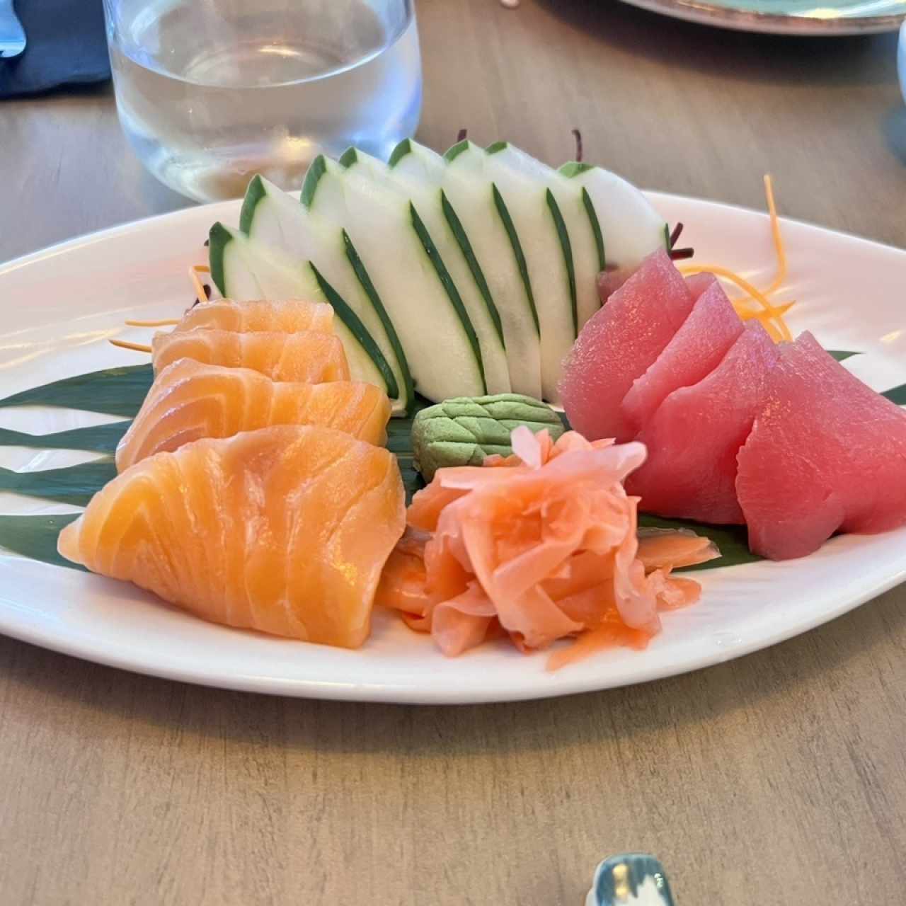 Sashimi mixto (salmon y atun)