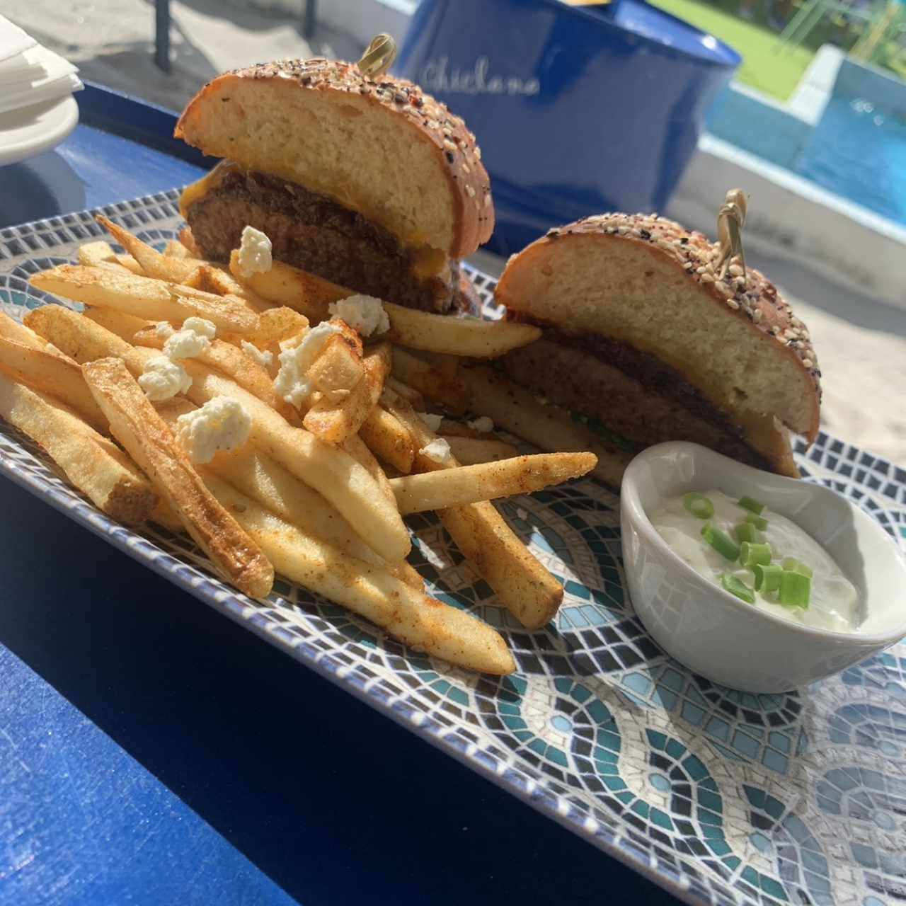 ESPECIALES - IRAMAS FAVORITE BURGUER