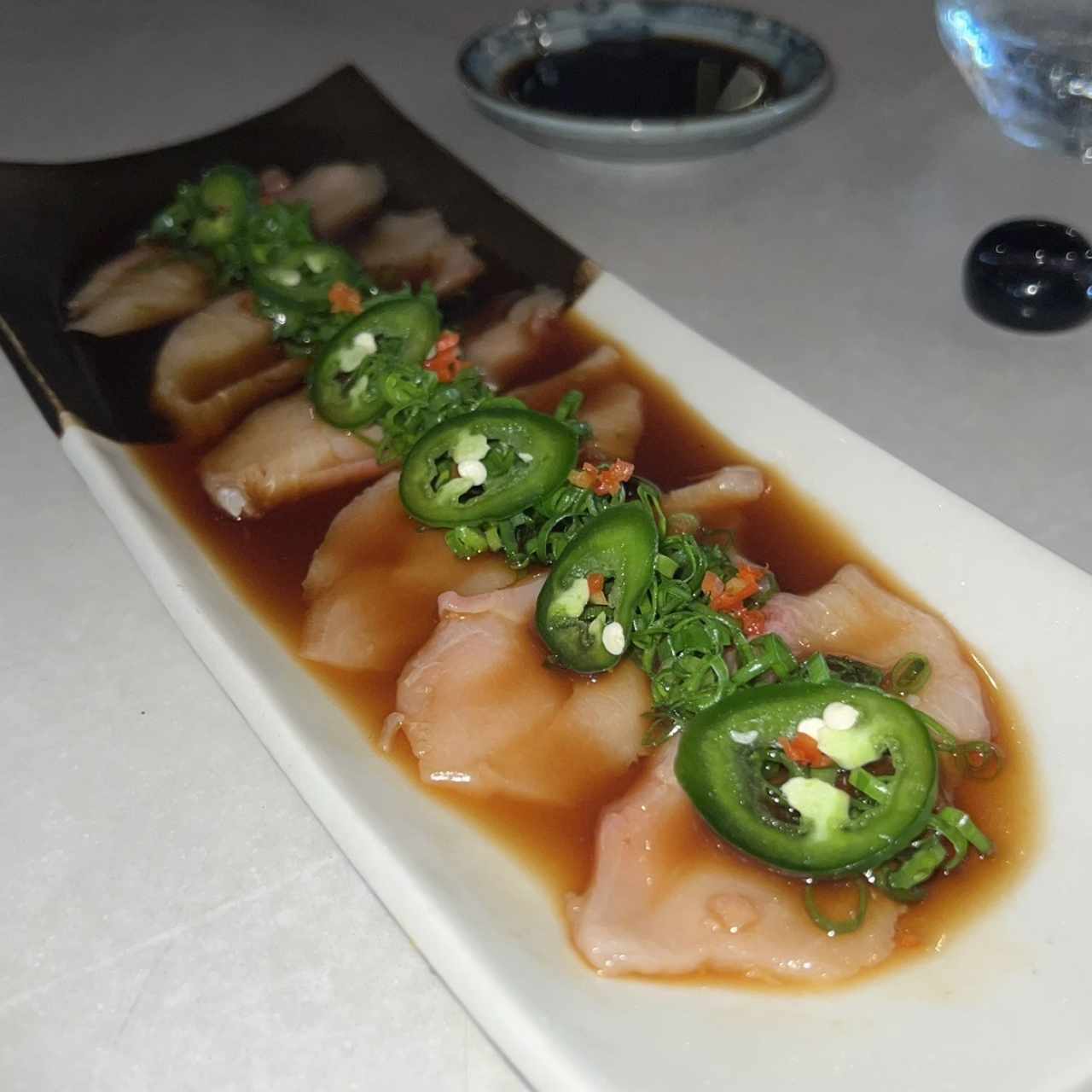 Tiradito de hamachi