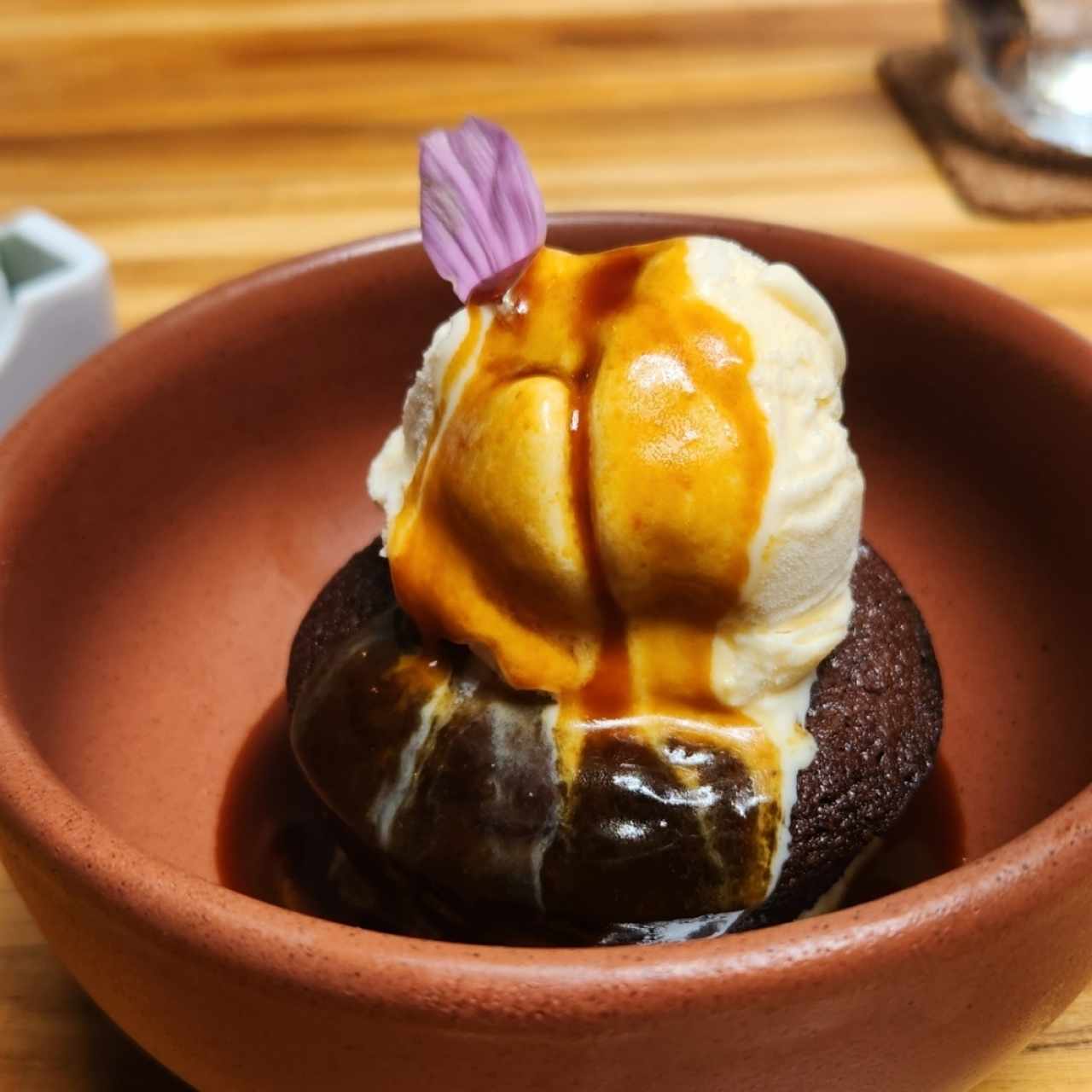 brownie con helado