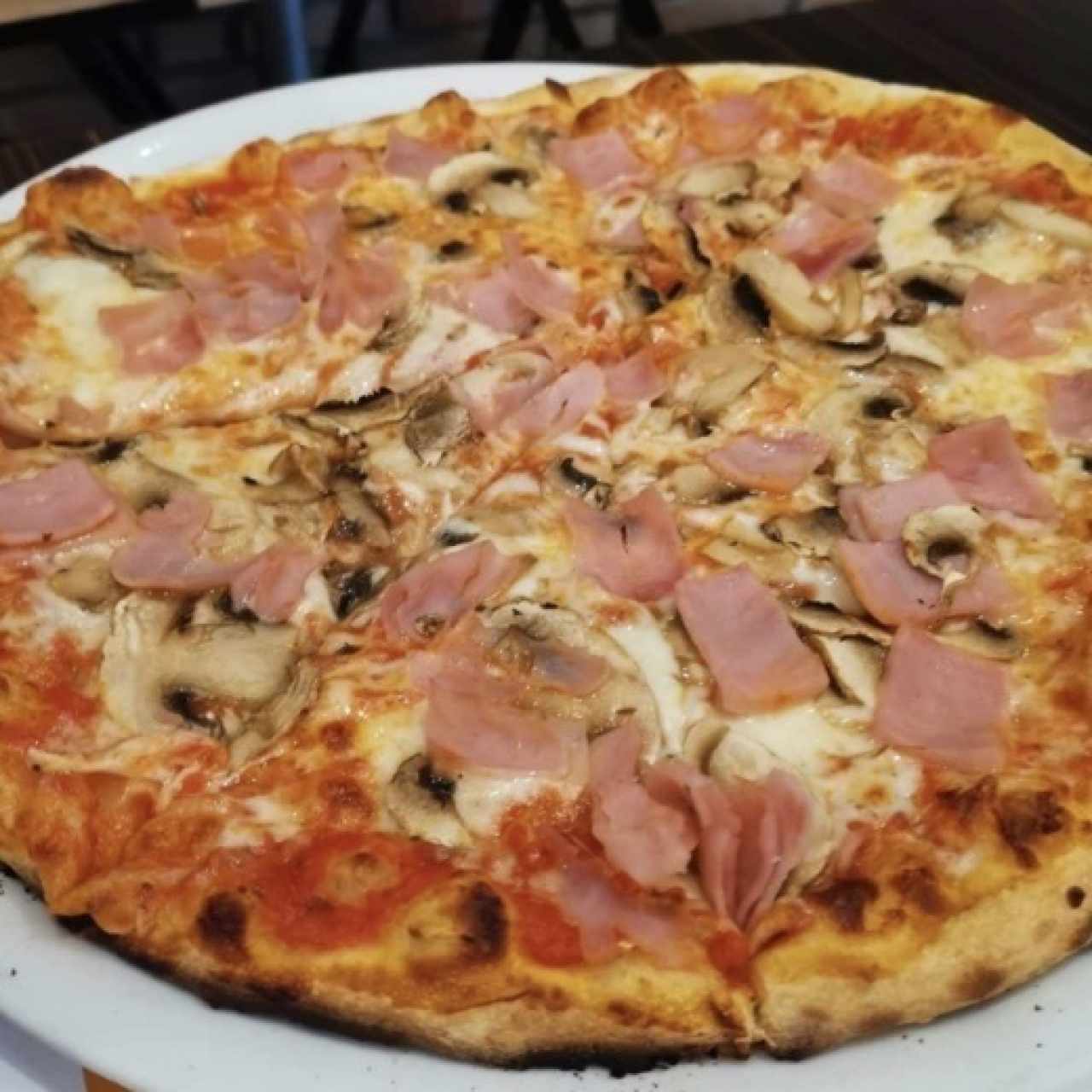Pizza de jamón