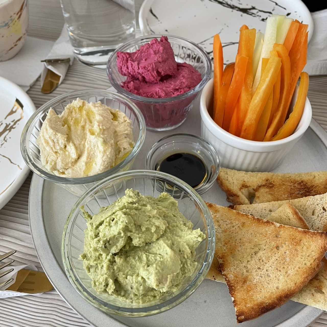 Trio de Hummus