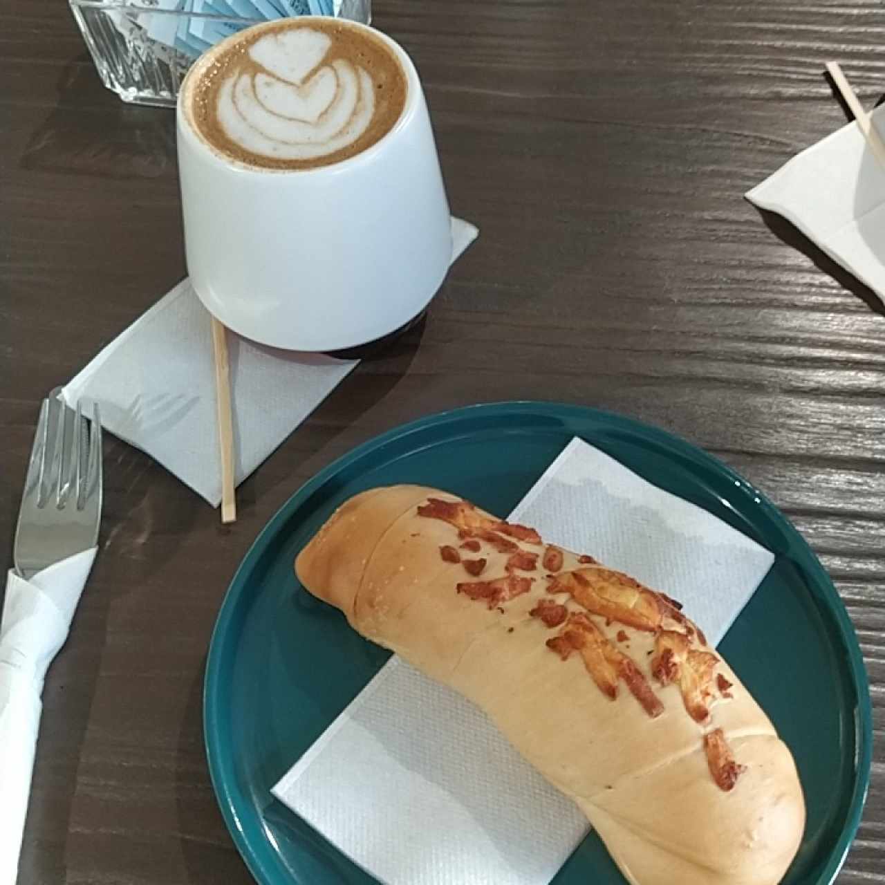 cappuccino & full cheese bread