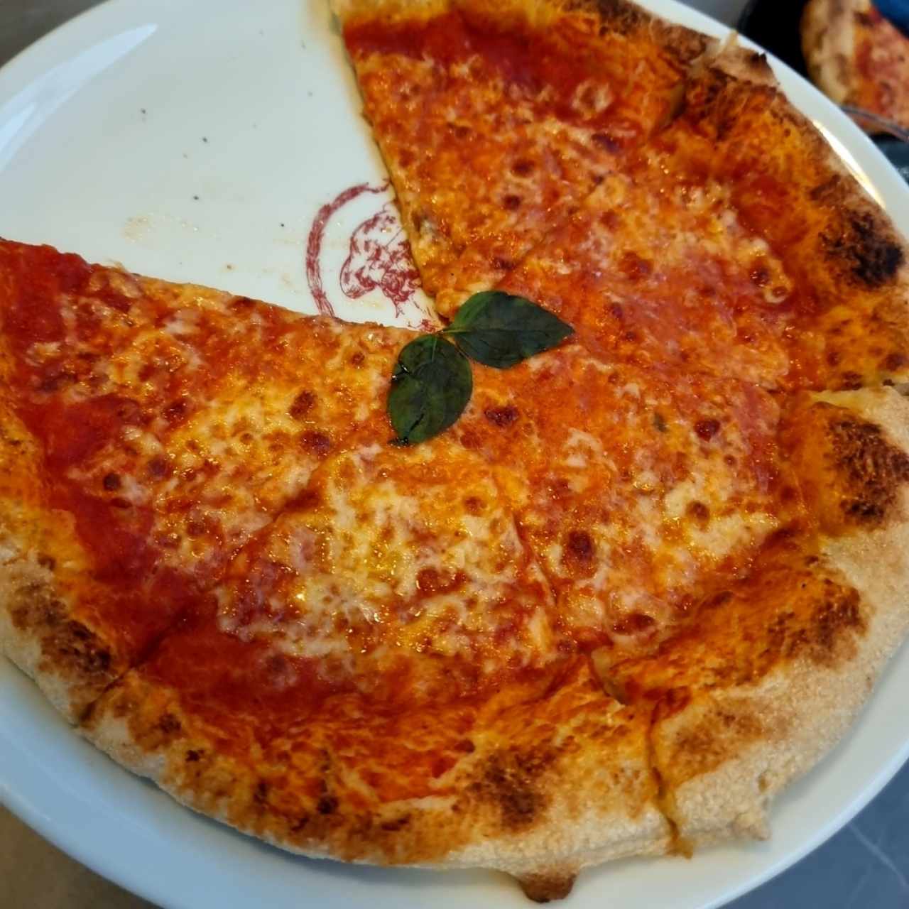 Pizza margarita 