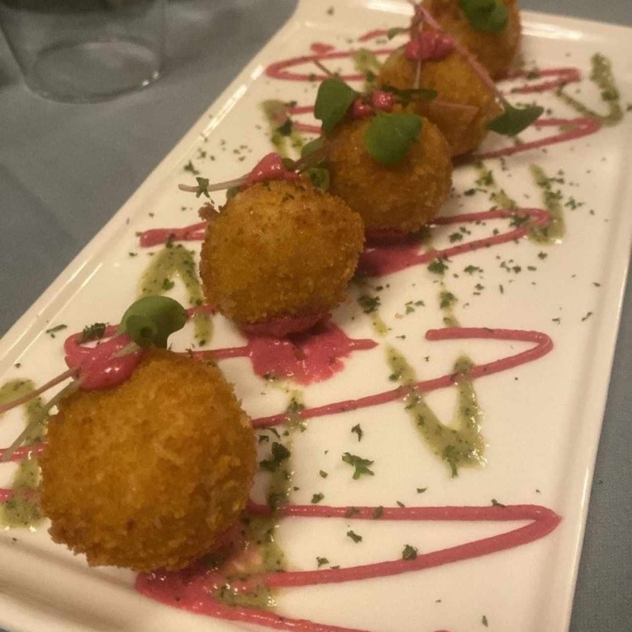 Croquetas de Jamón serrano con Alioli Rostizado