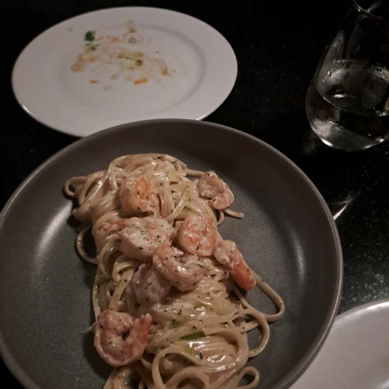 linguini de camarones