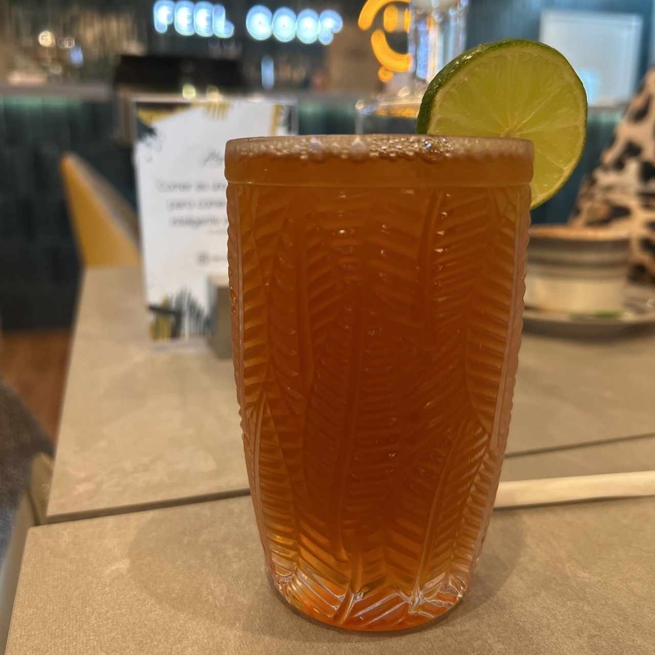 Té frío con limon y jengibre 