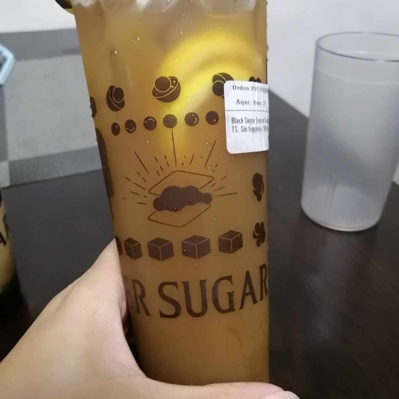 Sugar lemon tea