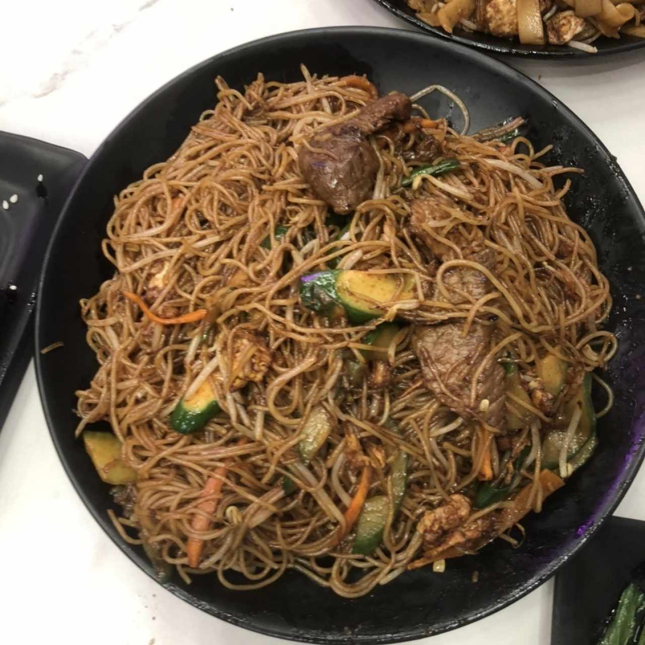 Fideo de Arroz con Carne