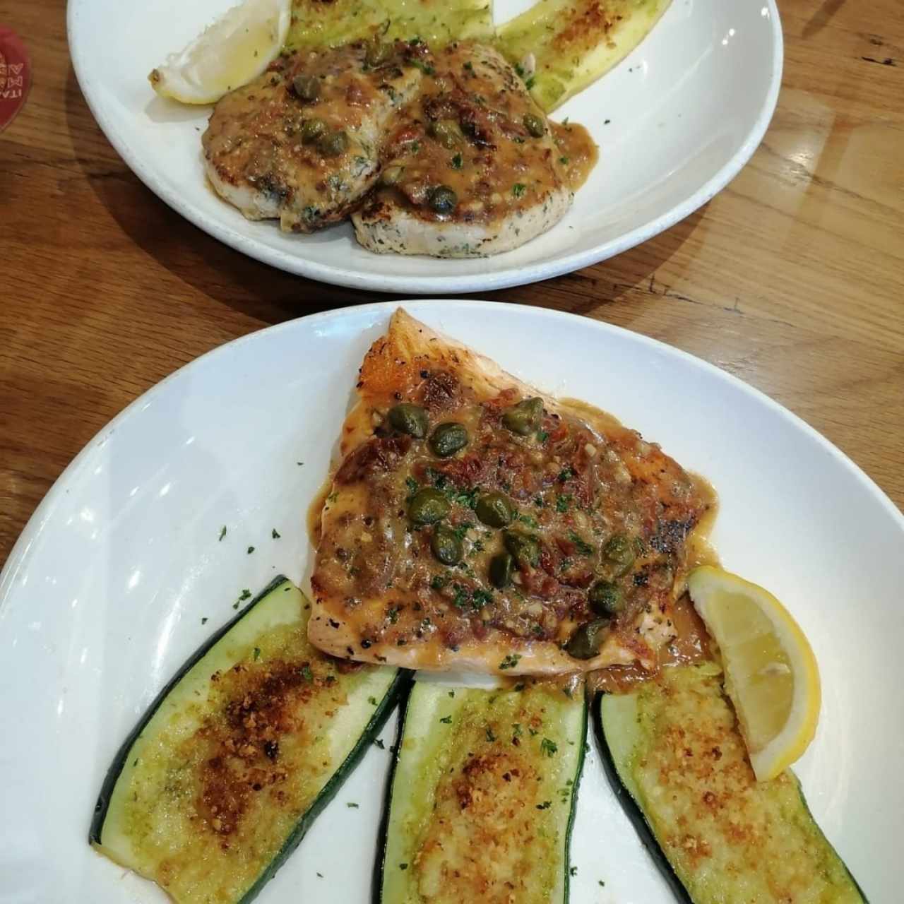 Classic Entreés - Salmon Piccata