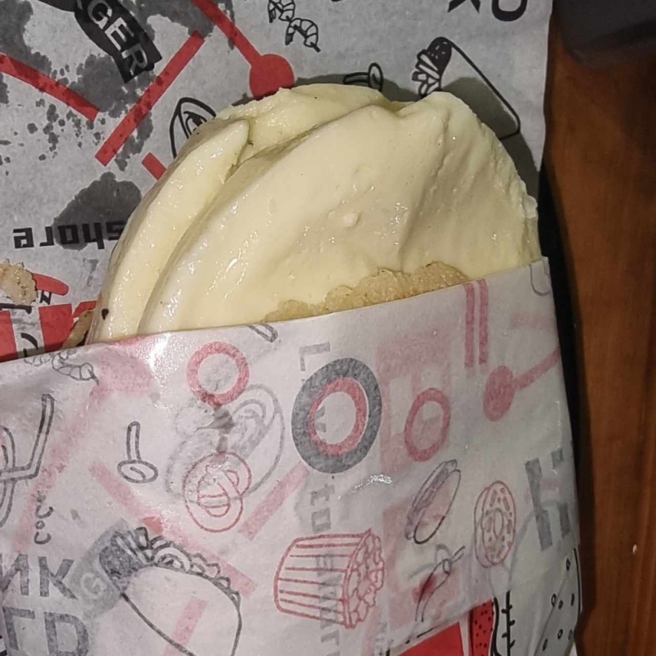 arepa de queso de mano