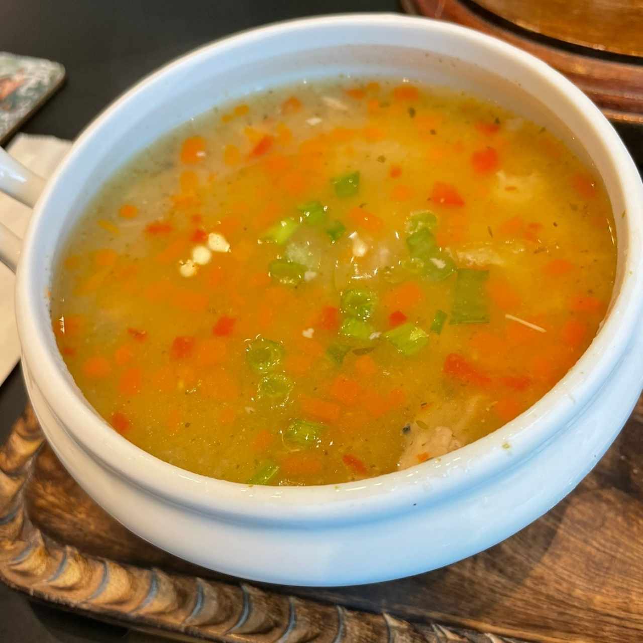 sopa de pollo