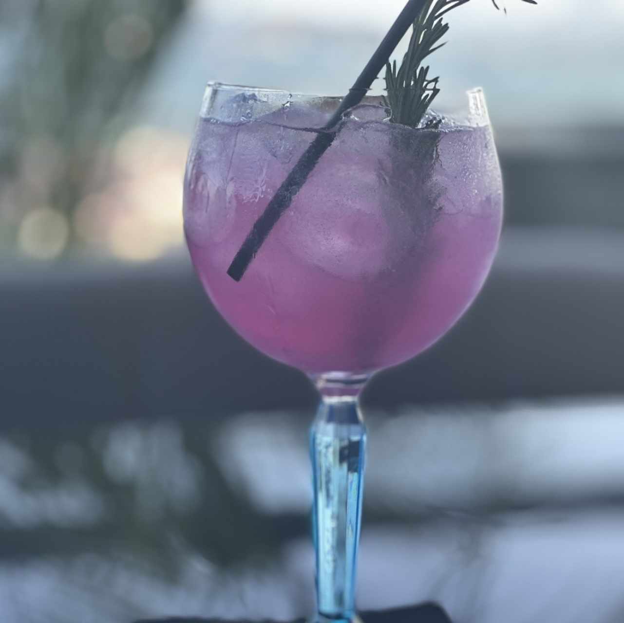 Violet Gintonic
