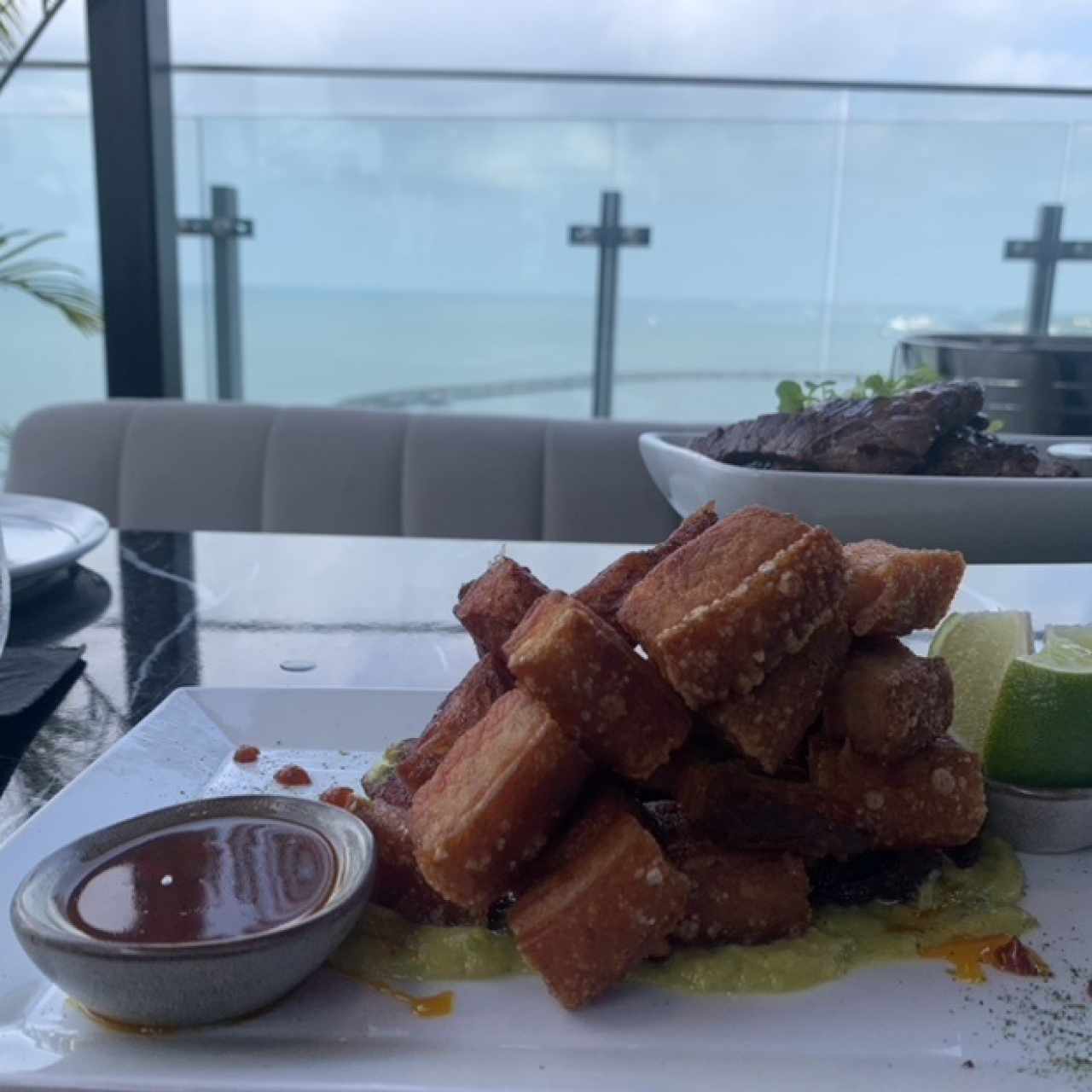 Menú - CHICHARRÓN DE PORKBELLY