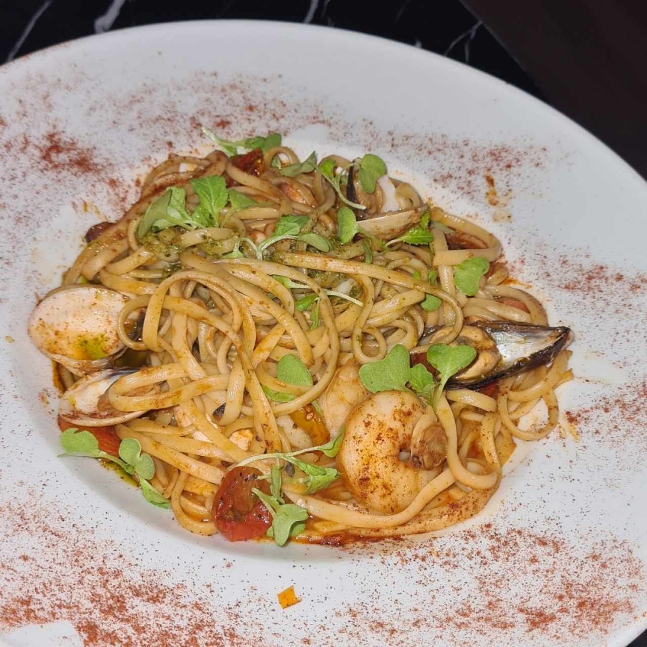 Linguini con mariscos