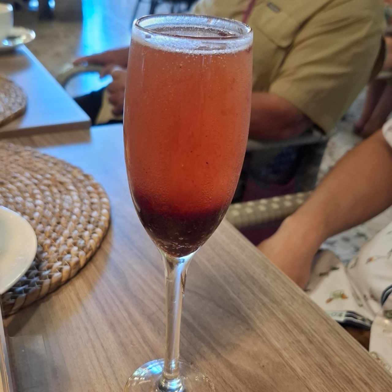 Mimosa de Frutos Rojos