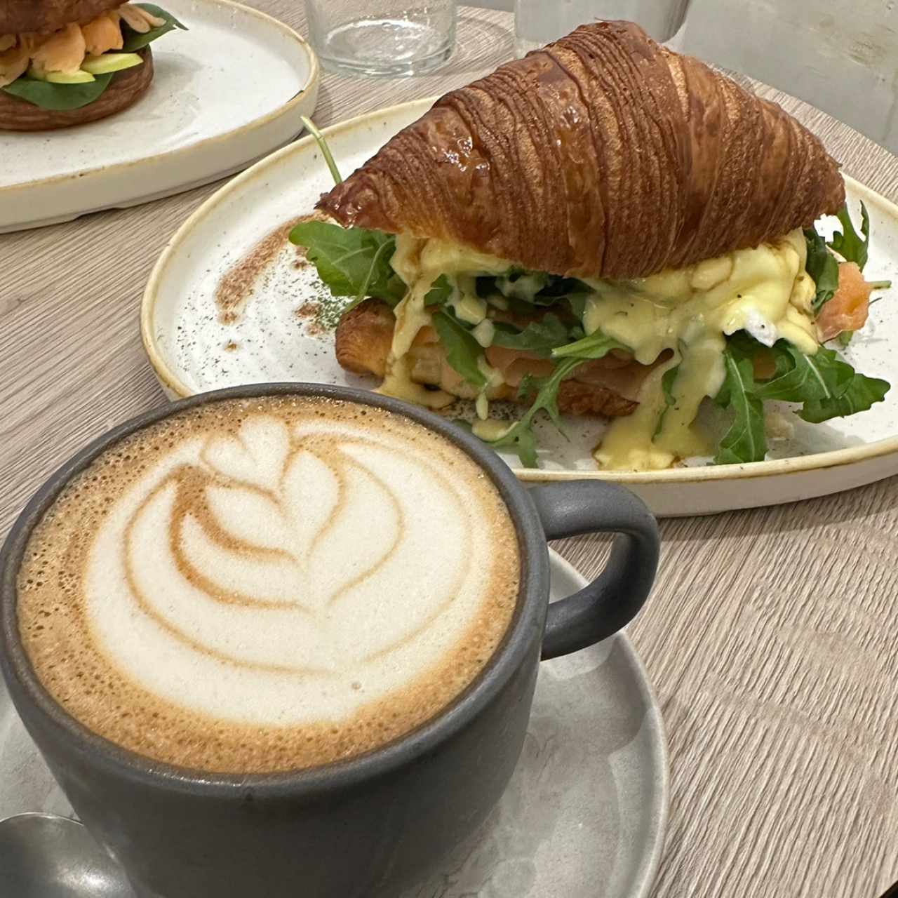 Croissant benedicto