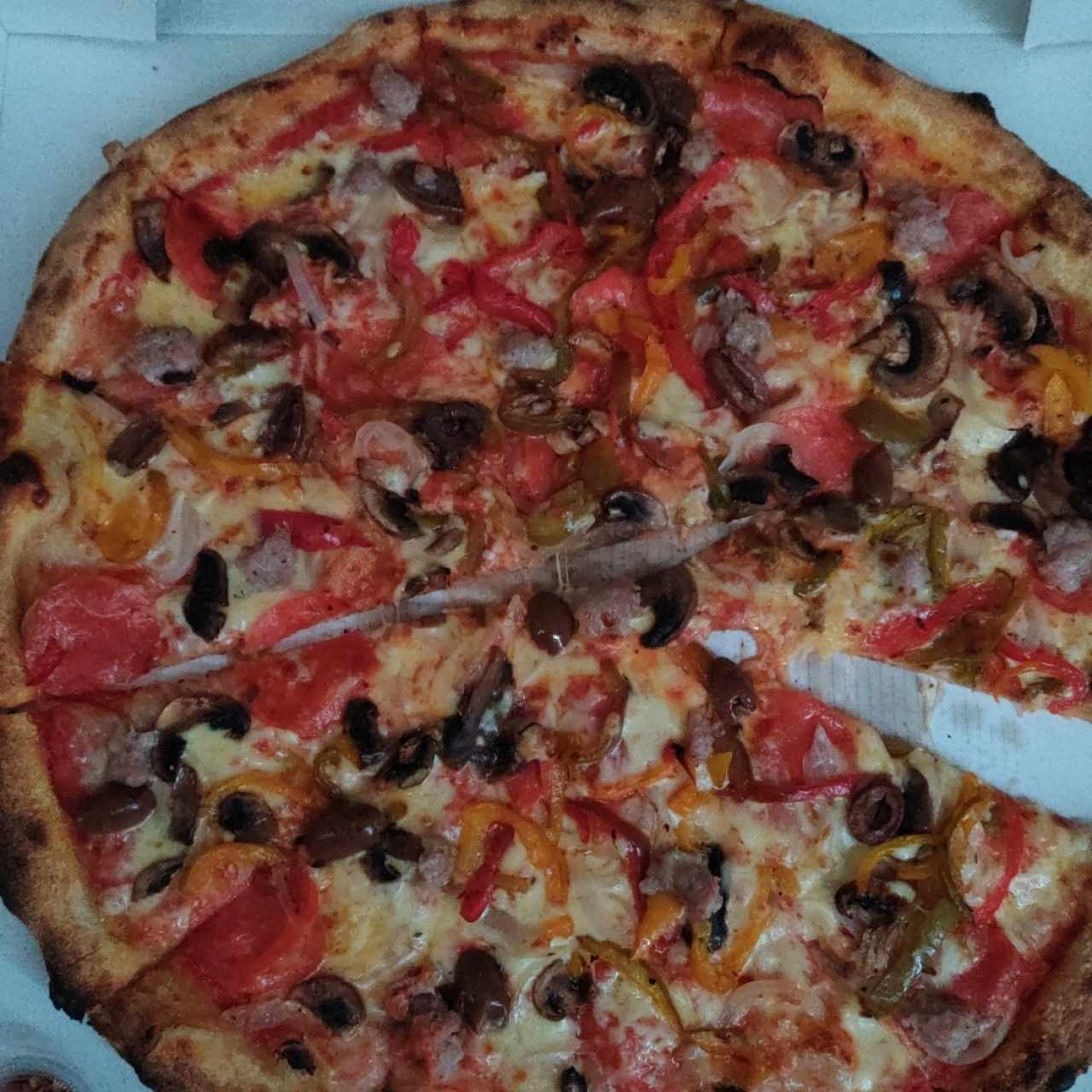 Deliciosa Pizza 😋🍕