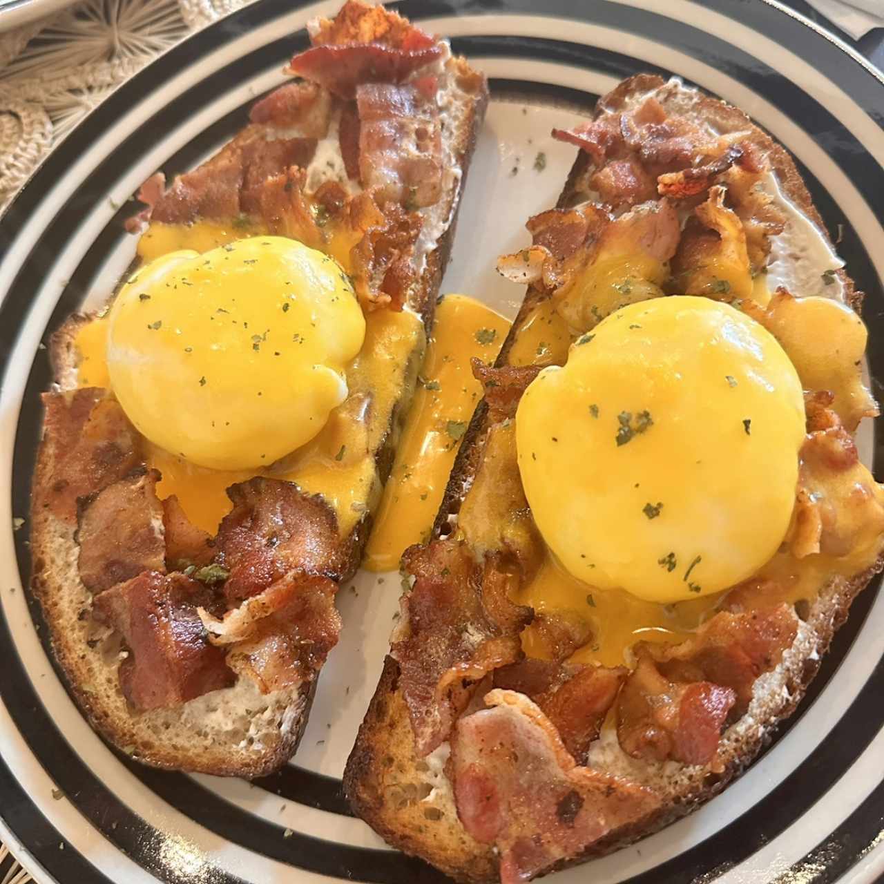 Huevos benedict