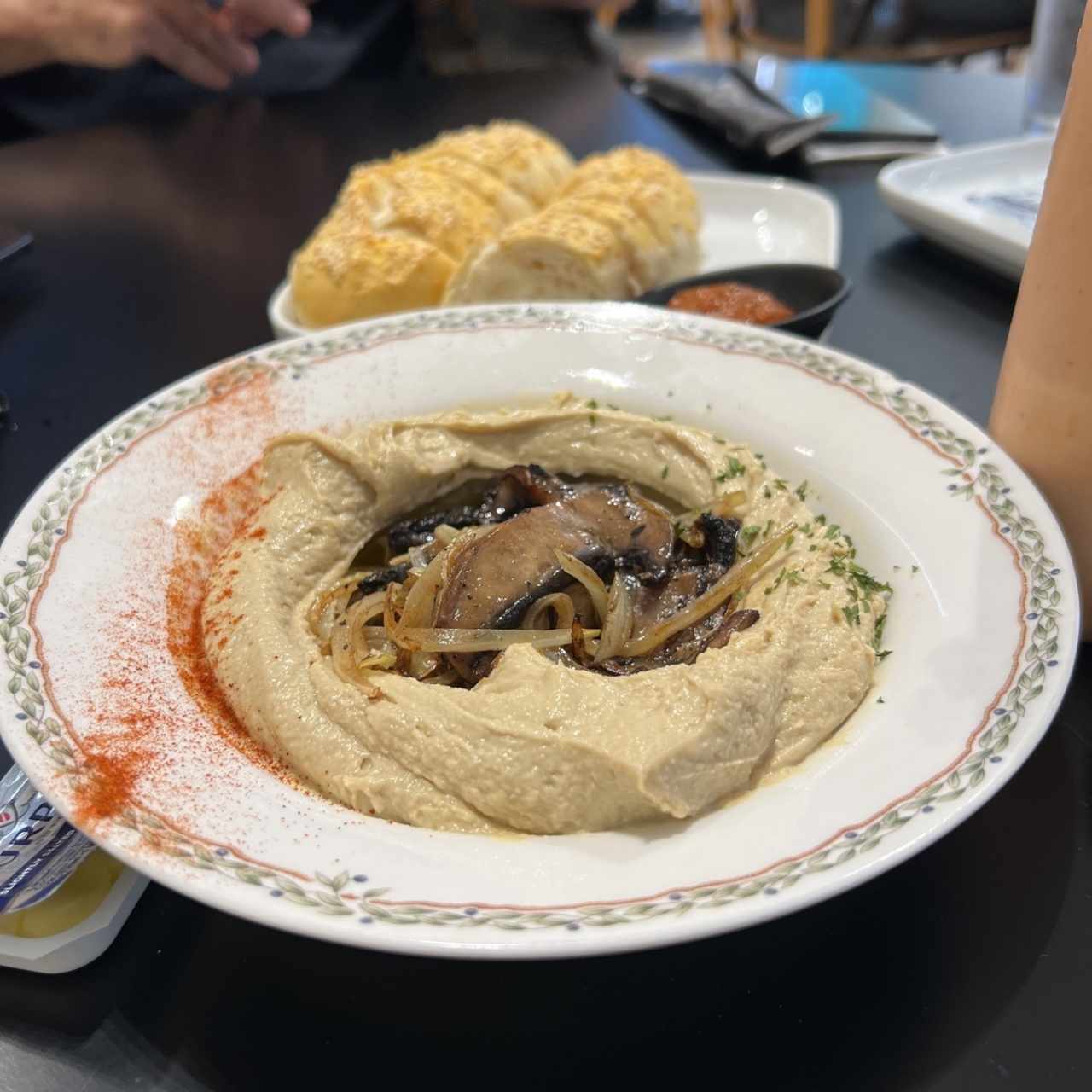 Humus con hongos 