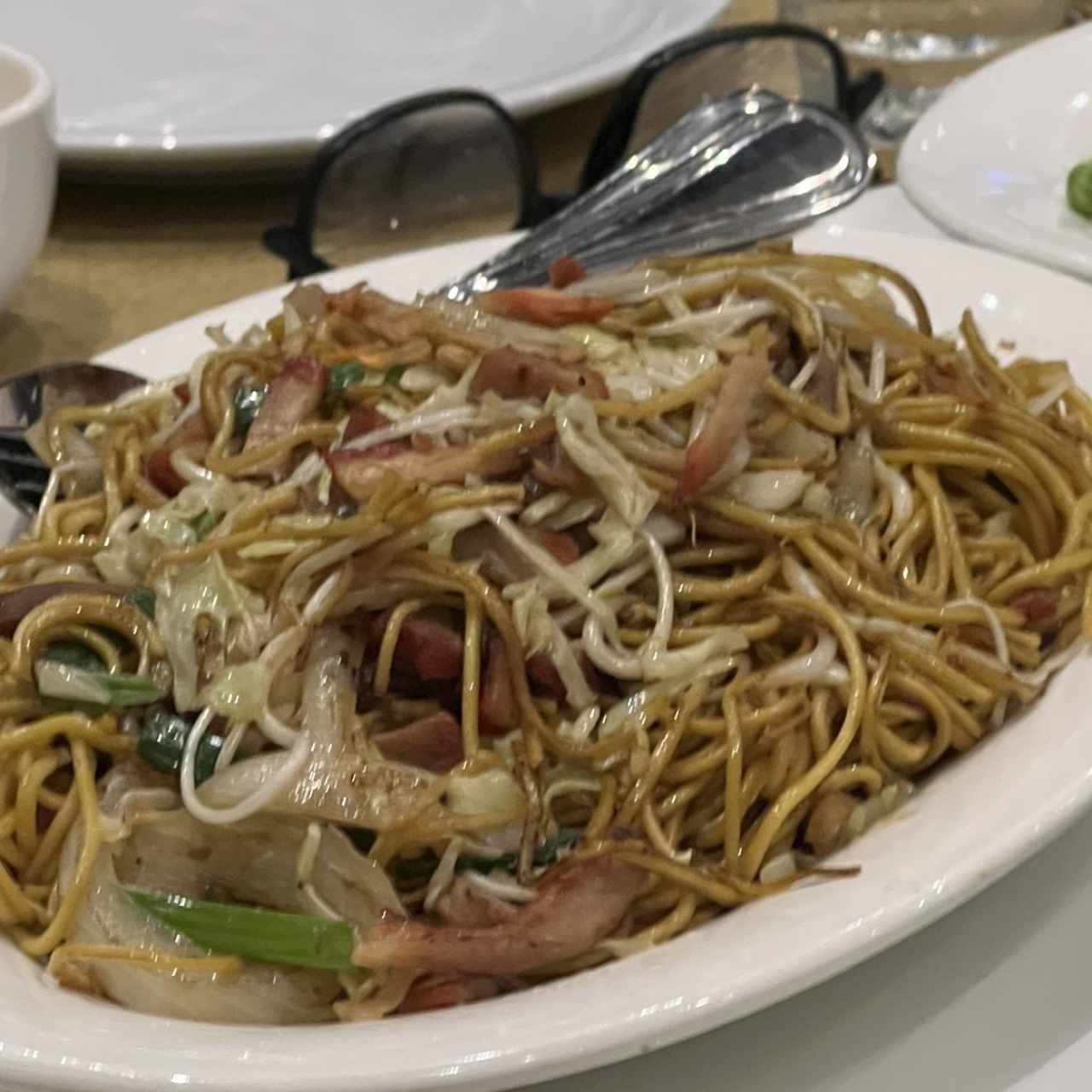 Chow mein de puerco