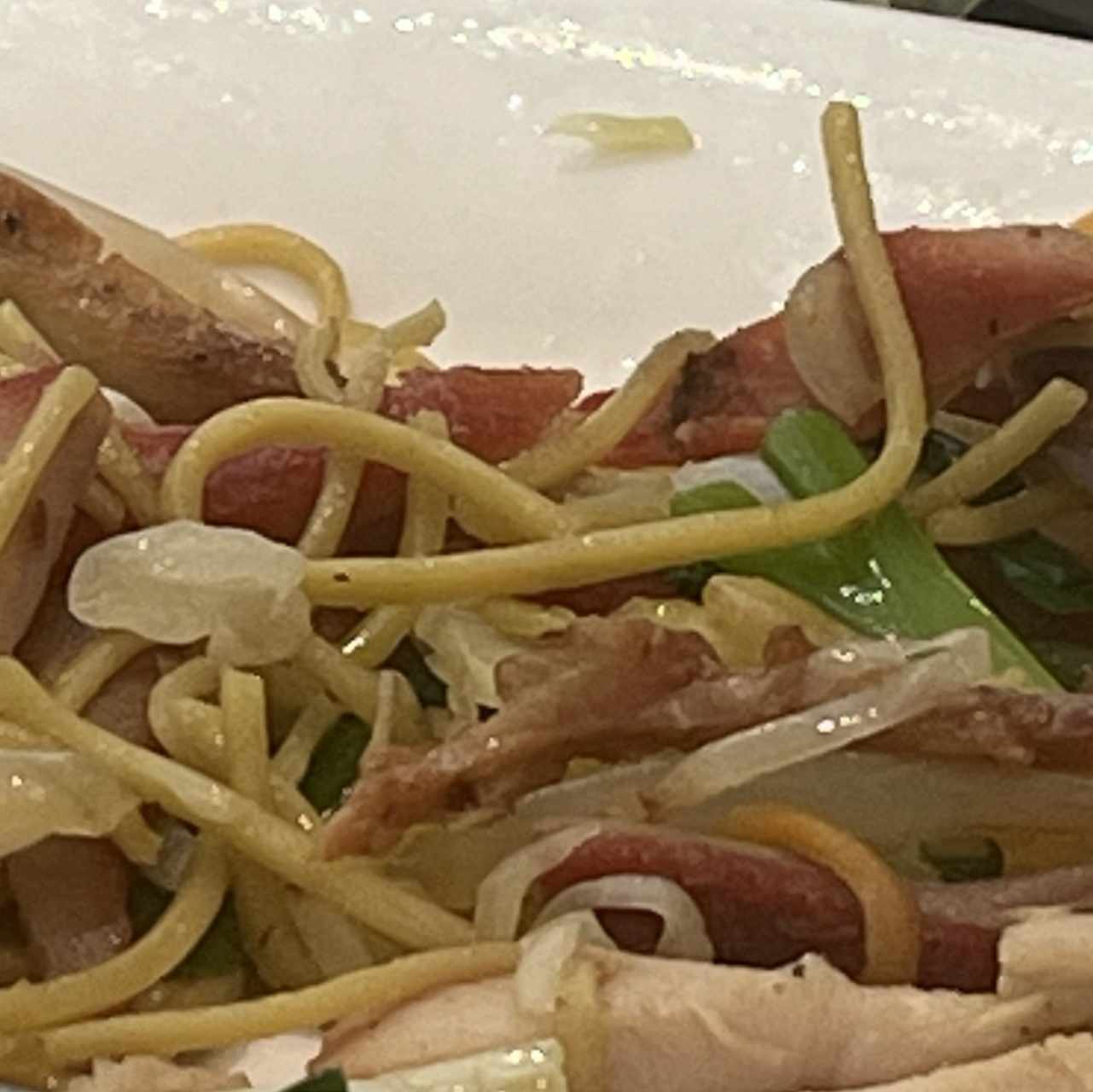 Chow mein de puerco