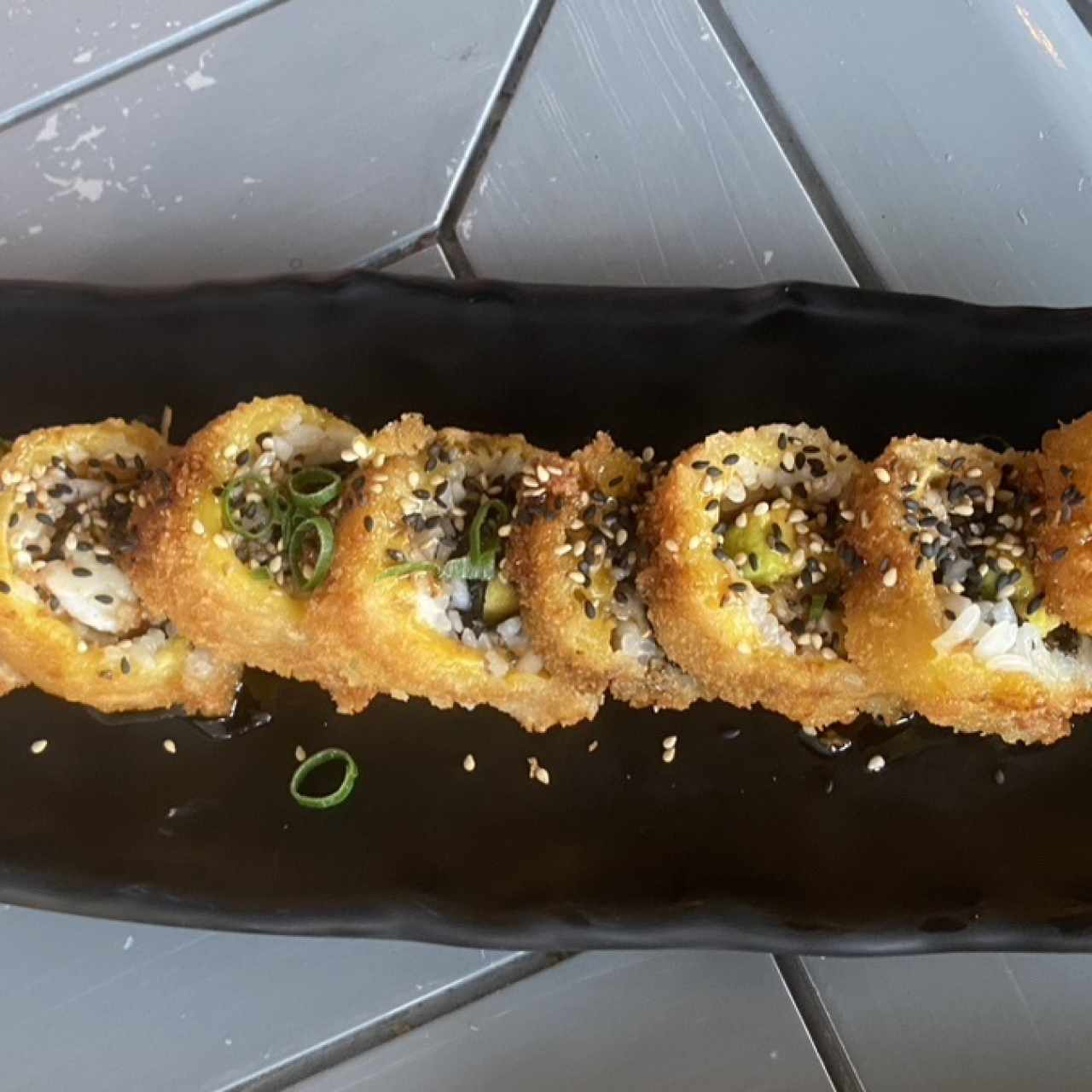 Sushi apanado de salmòn