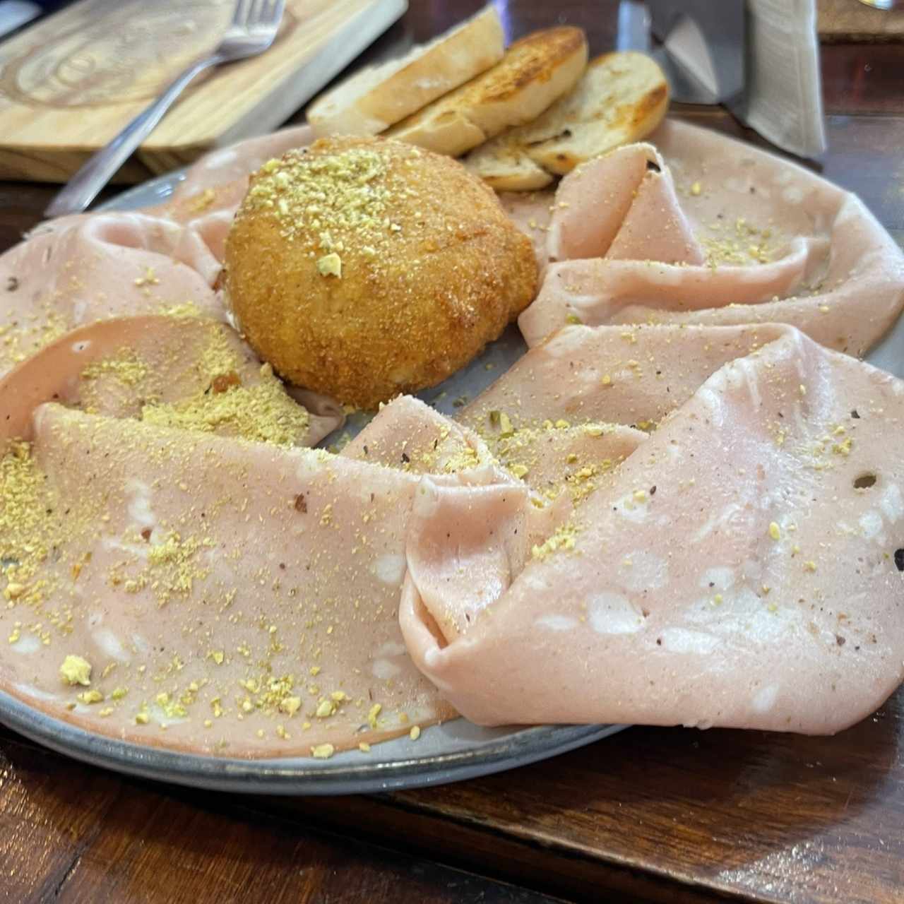 Embutidos - Mortadella con Pistacchio