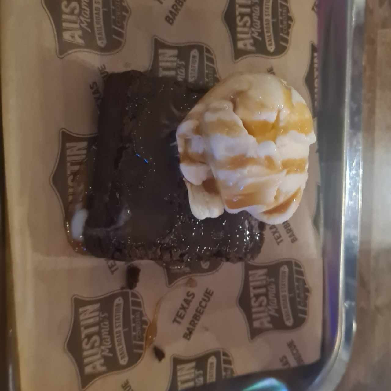 Postres - Salted Caramel Brownie