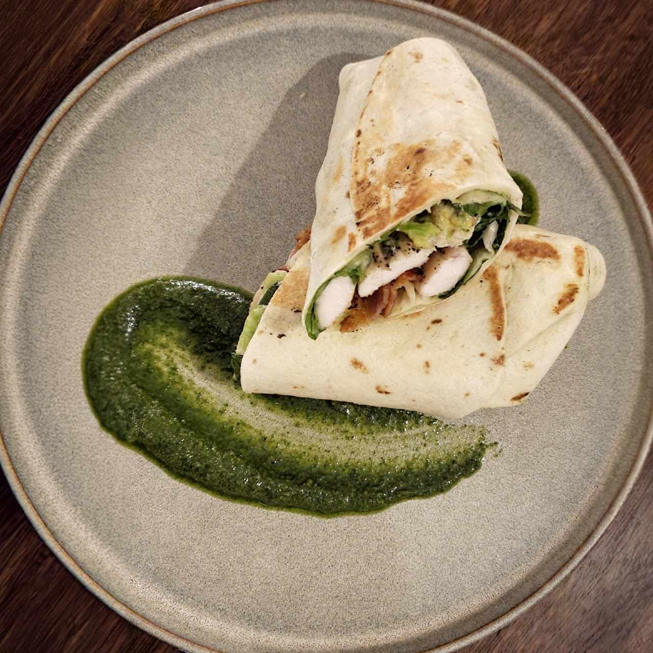 Pesto Pollo Wrap